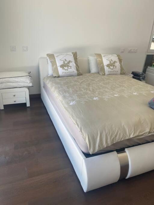 Brand New Villa With Fully Intergrated Air Conditioning & Private Pool, Overlooking Forest Sardan Exterior photo